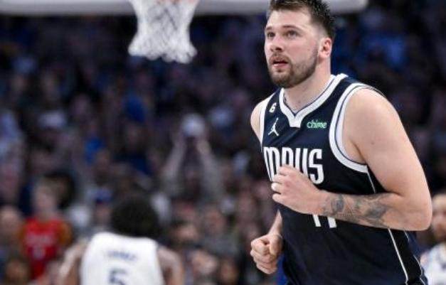 pulse-kaiyun.com-东契奇或将申请交易 平庸管理层正消耗其最后耐心