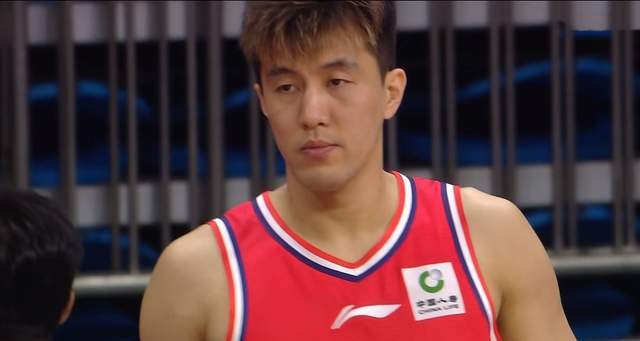 pulse-kaiyun.com-郭艾伦伤退，山东男篮爆冷不敌广州，克里斯22+16 被徐昕连续大帽