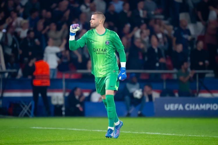 开云体育网站-桑巴：舍瓦利耶没想到会经历这样的赛季，相信他能迅速反弹