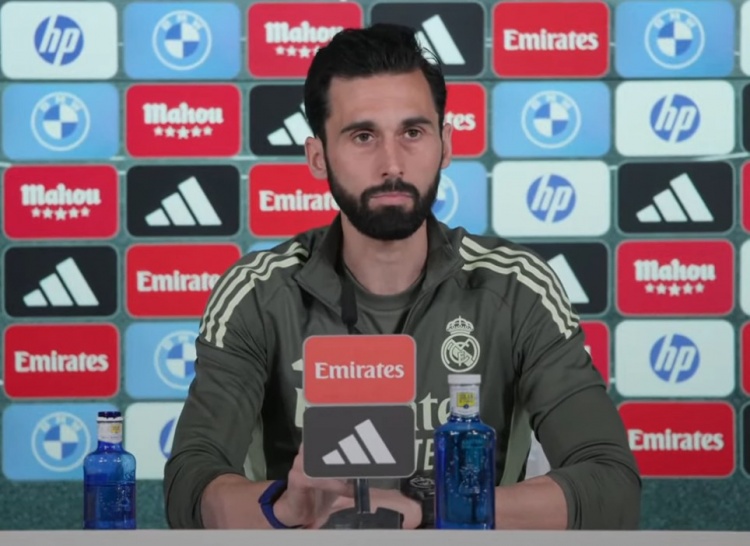 开云体育-阿韦洛亚：相信姆巴佩会出征曼城 我不会被外界赞誉冲昏头脑